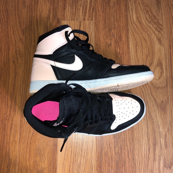 air jordan one crimson tint